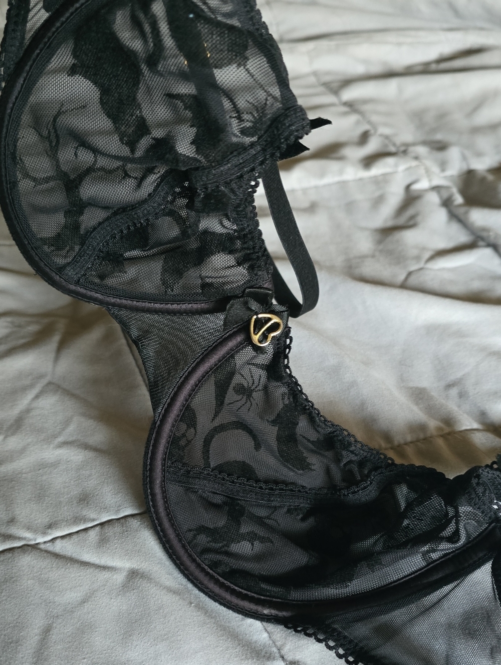 Spooky Mesh Unlined Bra